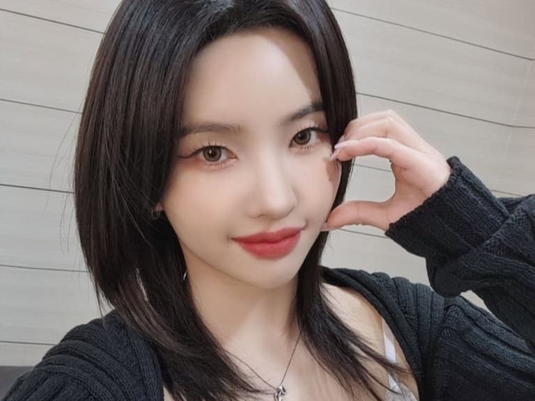 (G)I-DLE 田小娟登上《龍塔羅》坦承想整形！親曝 2025 年考慮做「雙眼皮手術」！