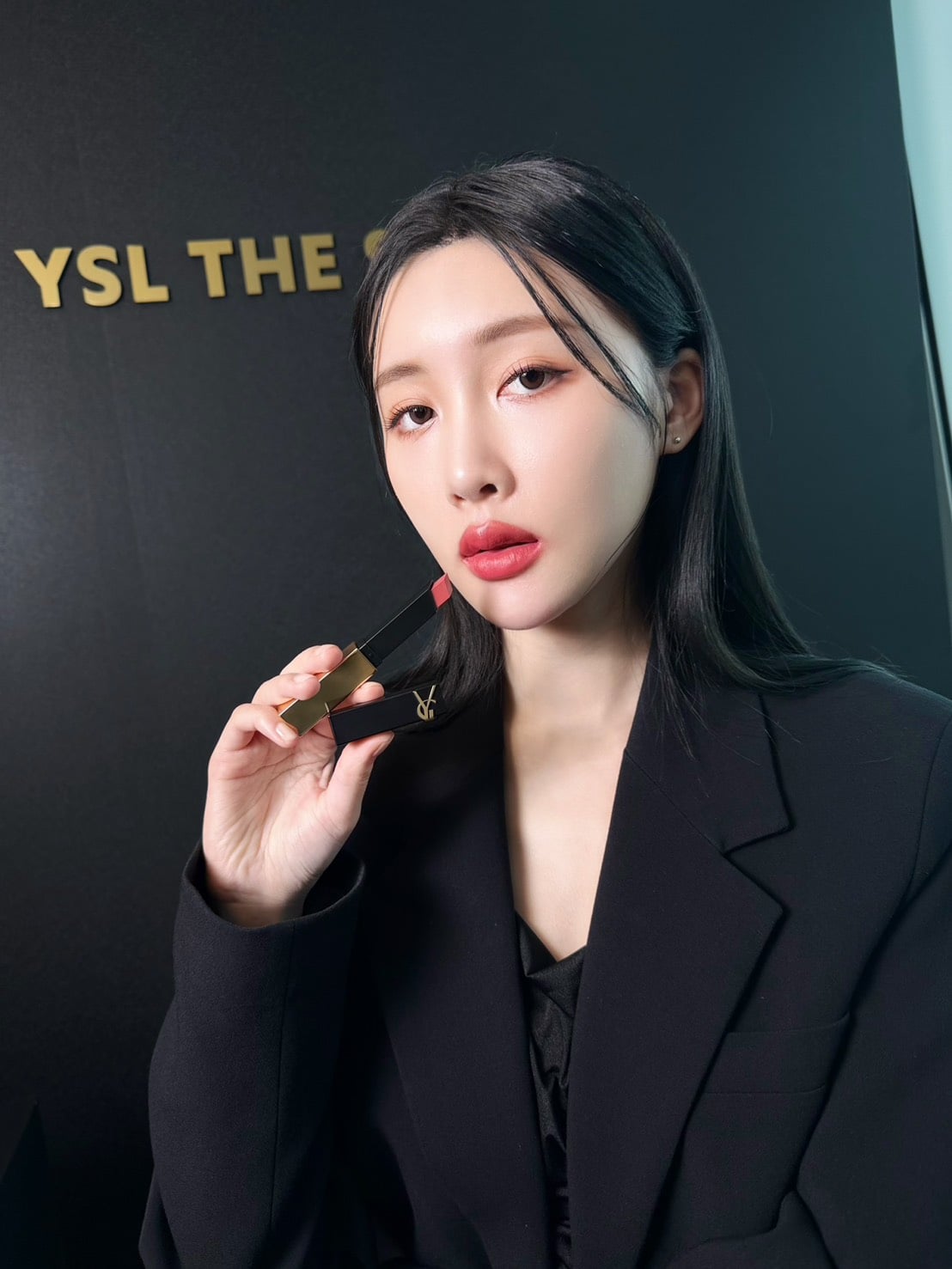 YSL－奢華煙管柔霧唇膏