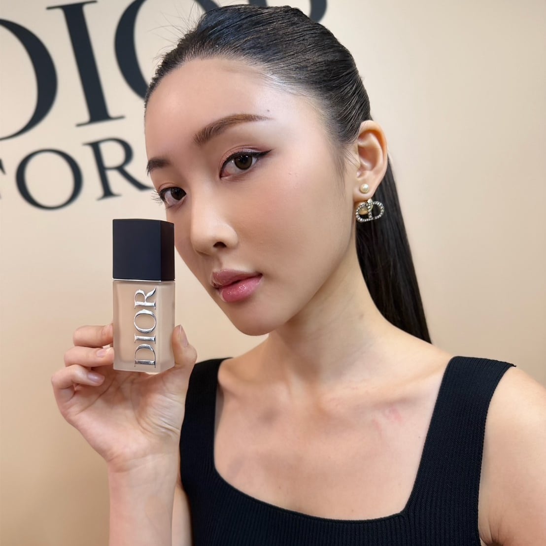 迪奧－超完美持久底妝系列 #柔霧款 30 ml／NT$2,700