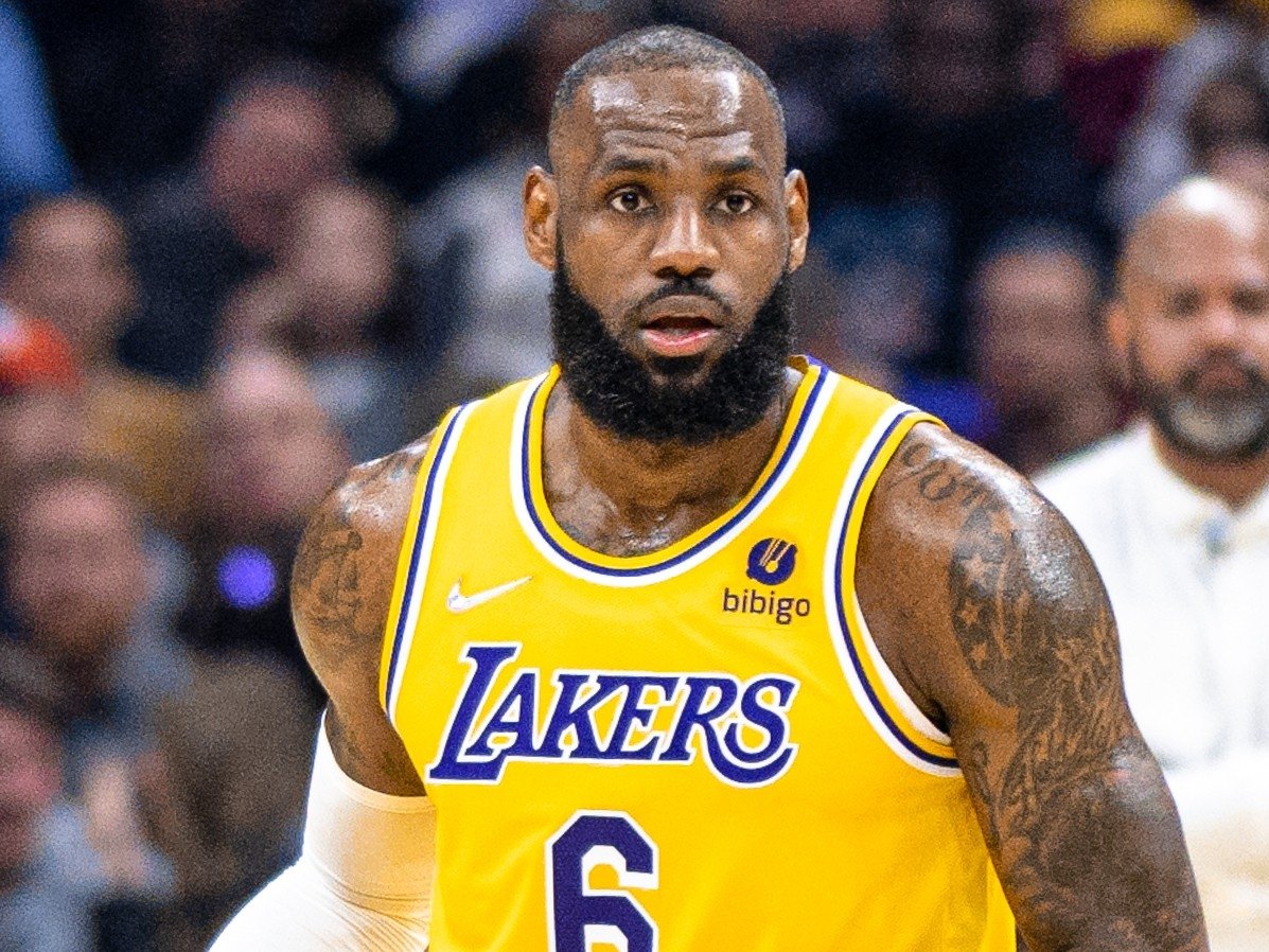 LeBron James 生涯 1510 場得分上雙！超越賈霸獨居 NBA 歷史第一！