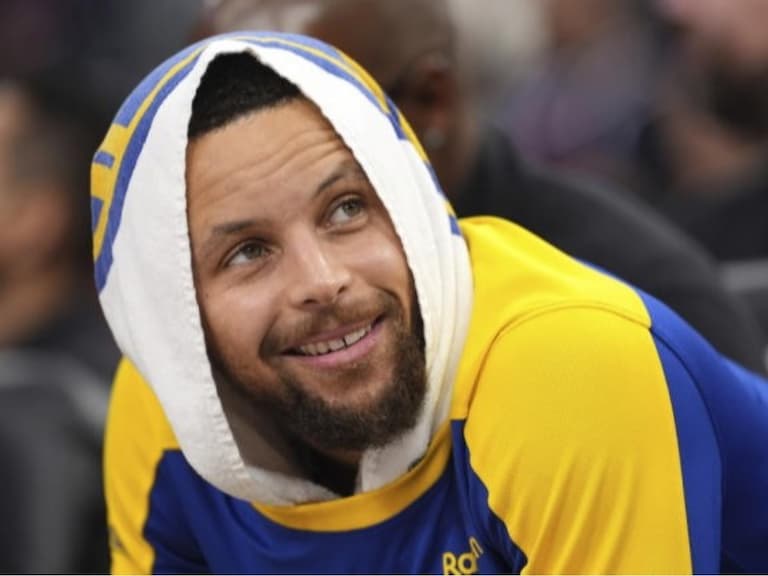 NBA/詹皇批現在聯盟「三分球太氾濫」,Curry 無奈笑回「我又不會大風車灌籃!」