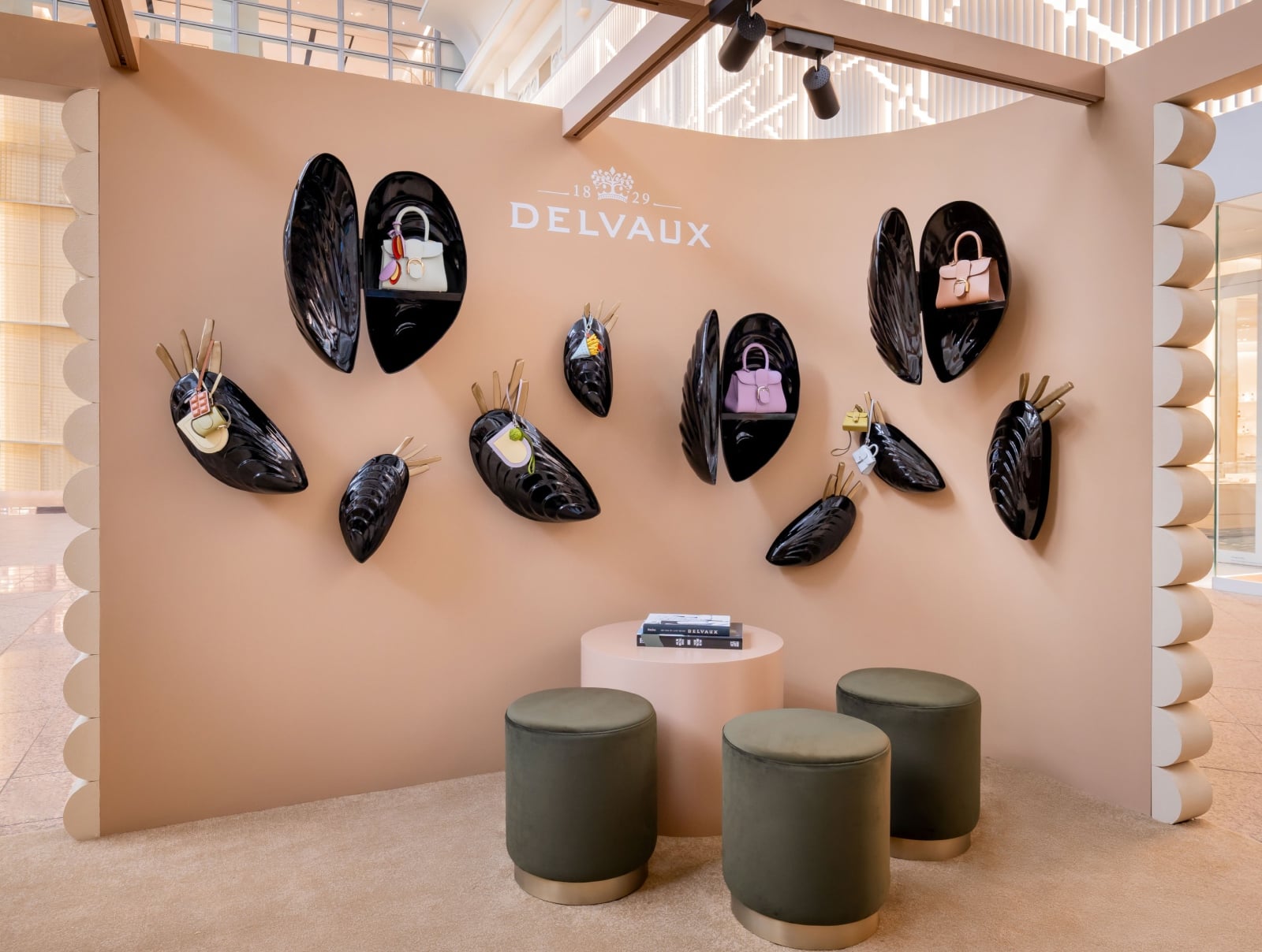 Delvaux 台北 101 快閃店登場!必逛亮點、孔孝真愛用同款包⋯一次看!