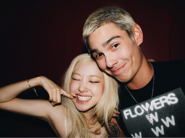BLACKPINK Rosé 與 Evan Mock 被拍到同遊夏威夷！？戀情傳聞再掀熱議！
