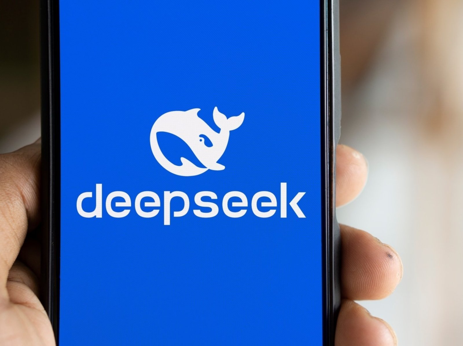 DeepSeek 問世掀起熱潮！「AI 界大黑馬」引發美國科技巨頭恐慌！