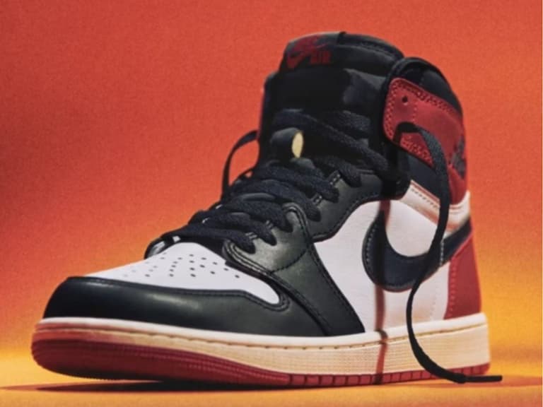 Air Jordan 1 High OG "Black Toe" 2025 復刻發售資訊一覽！Travis Scott 強勢上腳演繹！