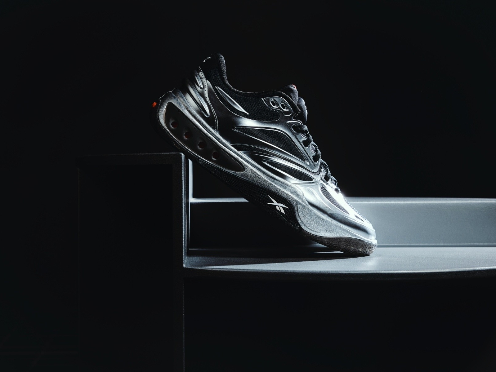 Reebok Engine A 全新籃球鞋正式登場，鞋款科技＆發售資訊一覽！