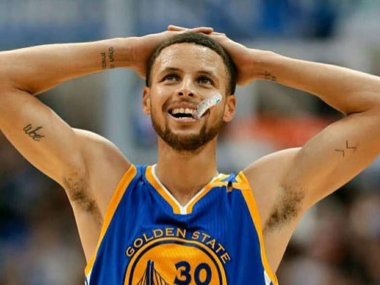 【NBA 球星刺青】Stephen Curry 身上 7 大刺青全解析！座右銘、對老婆深情告白⋯一次看！