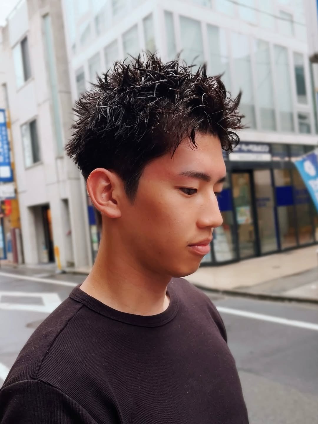 2025 男生髮型新趨勢！ 10 款「日系髮型」推薦：動感剪燙、熟男風格⋯讓你帥到沒朋友！