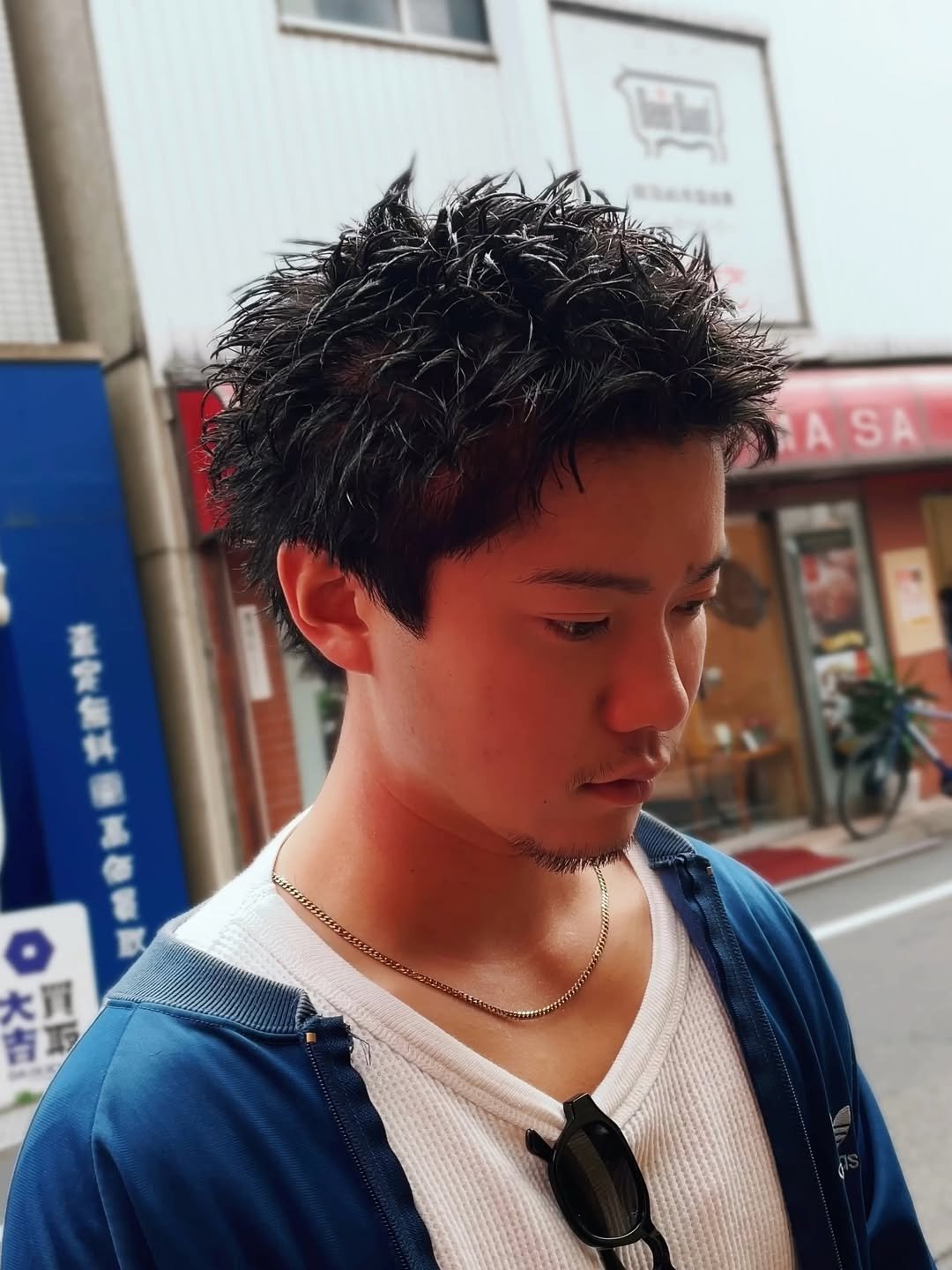 2025 男生髮型新趨勢！ 10 款「日系髮型」推薦：動感剪燙、熟男風格⋯讓你帥到沒朋友！