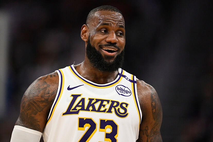 NBA／湖人再勝快艇戰績爬升西區第二，詹皇生涯 1000 勝到手！