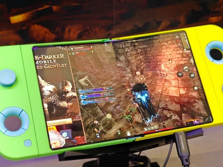 MWC 2025 三星 Flex Gaming 摺疊掌機公開亮相!摺疊螢幕&黃綠配色⋯4 大亮點一次看!