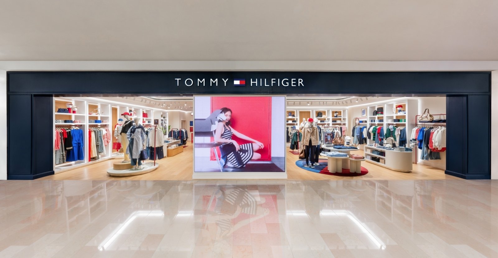 Tommy Hilfiger