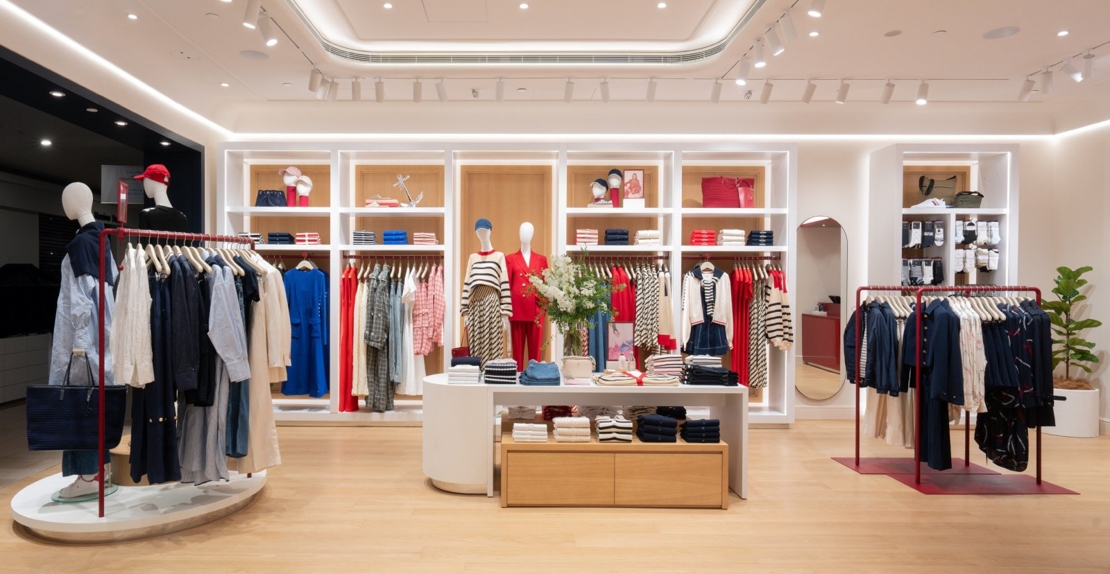 Tommy Hilfiger
