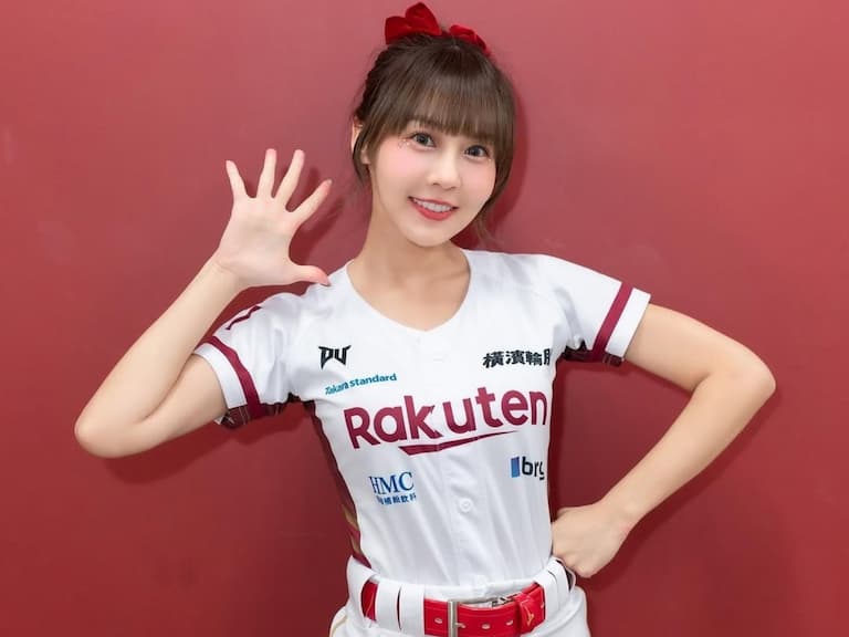 樂天女孩梔梔「改名換造型」遭酸裝韓妹!「崔荷潾」高 EQ 回應獲球迷盛讚!【野生抓正妹】