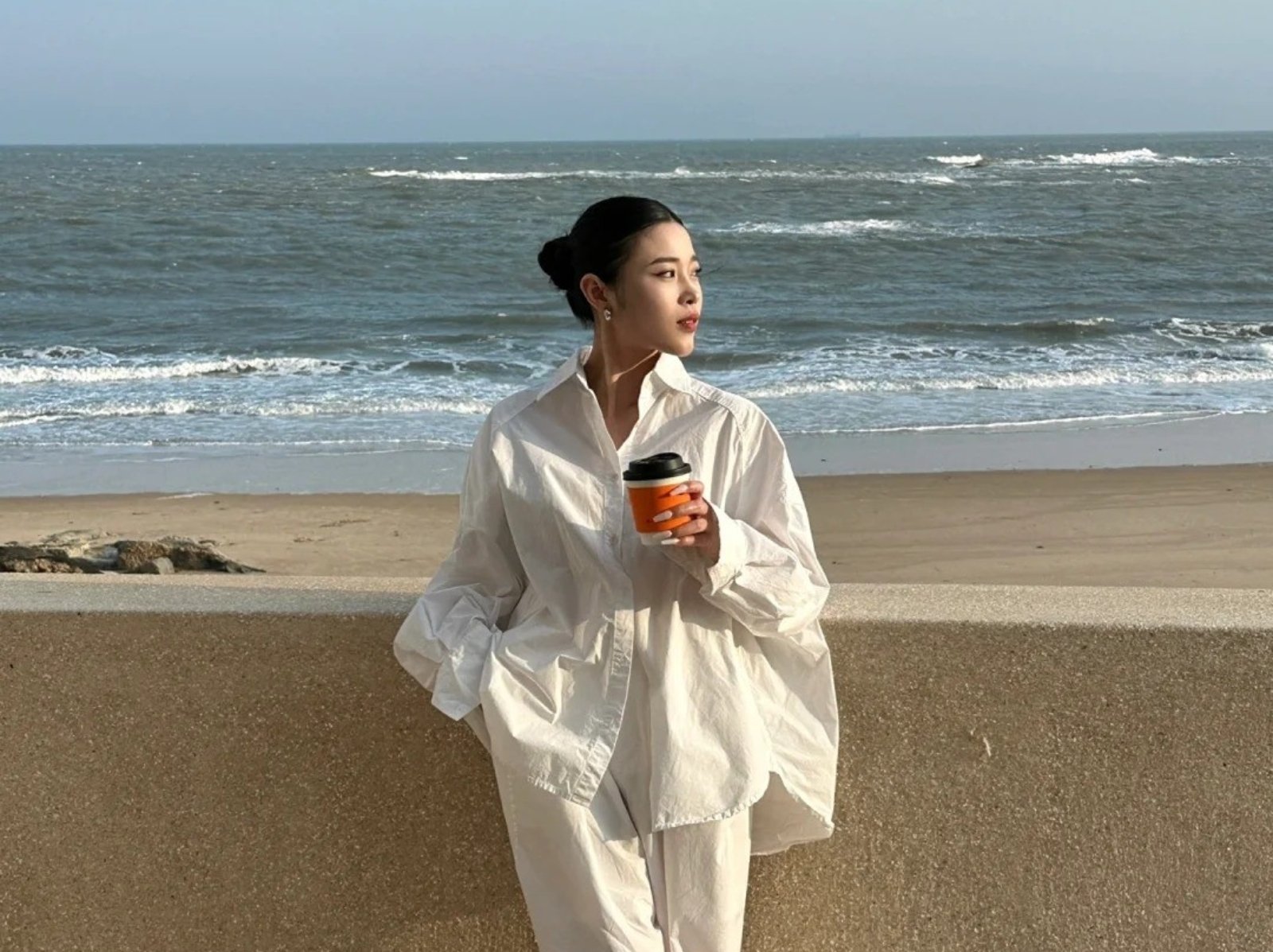 2025 高雄咖啡廳 10 家推薦！Dcard 激推永心浮島、白色戀人貨櫃屋⋯超美河景近在眼前！