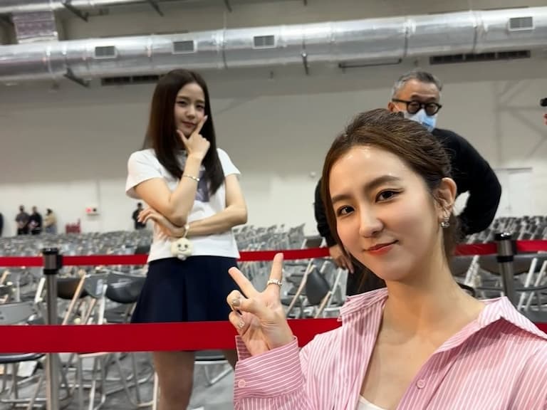 Jisoo 桃園見面會同框「台灣智秀」周曉涵引熱議!網友狂讚「根本雙胞胎!」
