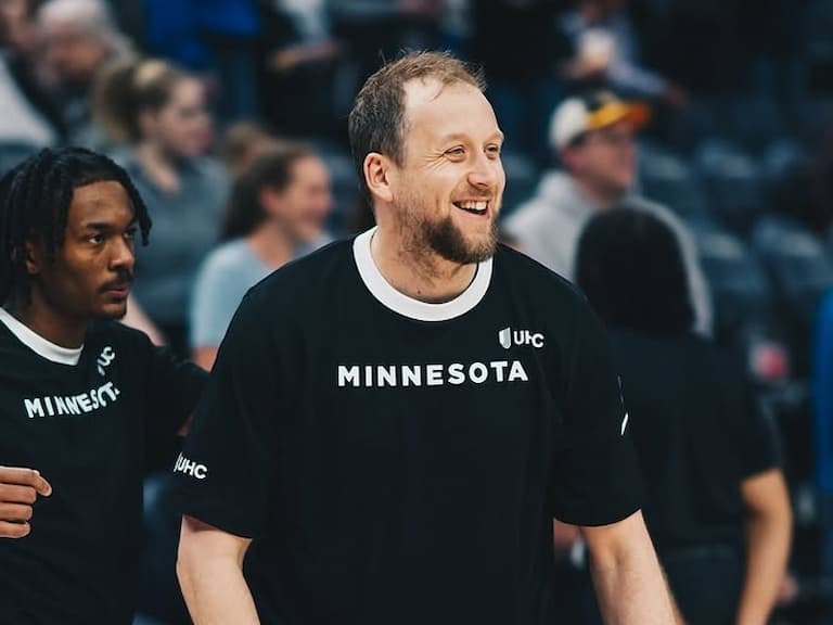 NBA/灰狼 Joe Ingles 睽違三年先發上場!背後感人原因曝光!