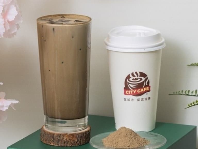 7-11 超商新品飲料推薦：鹿兒島濃焙茶拿鐵爆紅，被封為「星巴克福吉茶那提平替版」！