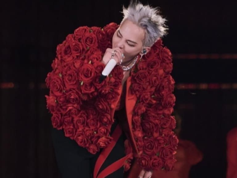 GD 權志龍演唱會場館變「垃圾海」,粉絲遭批:「沒公德心!」