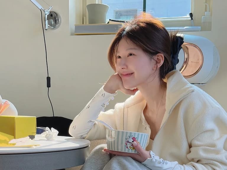 《小小的勇氣》趙露思拍到一半表情呆滯、失控痛苦,復工狀態引粉絲擔憂!