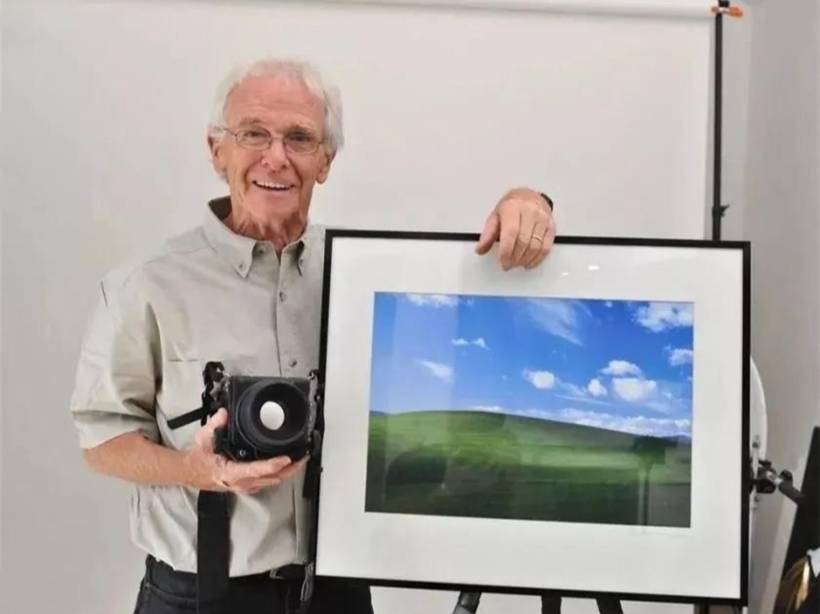 Windows XP 桌布成「史上最多人瀏覽照」！攝影師當年賣掉透露「一大遺憾」後悔不已！