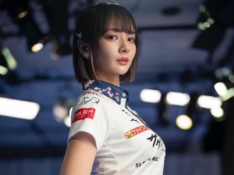 日本「雀壇女神」岡田紗佳殺入寫真界！全新作品身穿旗袍取景台灣九份！【野生抓正妹】