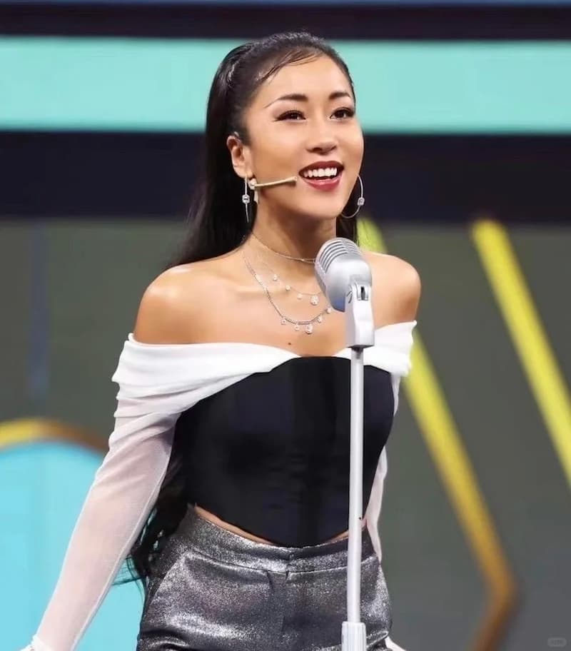 吉克雋逸