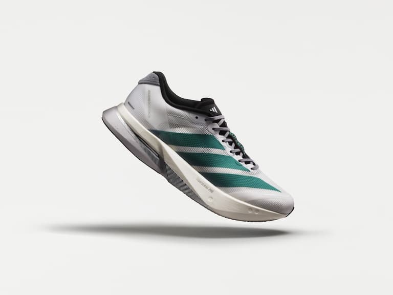 adidas ADIZERO BOSTON 13 跑鞋性能搶先看！三大核心科技進化、首發 EQT 配色呼應 90 年代復古運動風格！