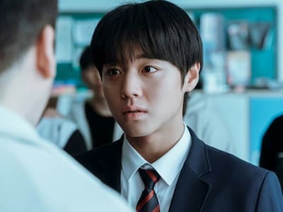 《弱美男英雄 Class 2》朴志訓身高 173 公分！ Wanna One 出道、和 GD 比演技⋯5 件事快認識！