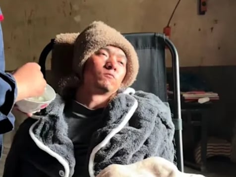 中國大陸抗癌網紅小楊哥病逝！新妹淚曝：「放不下女兒！」