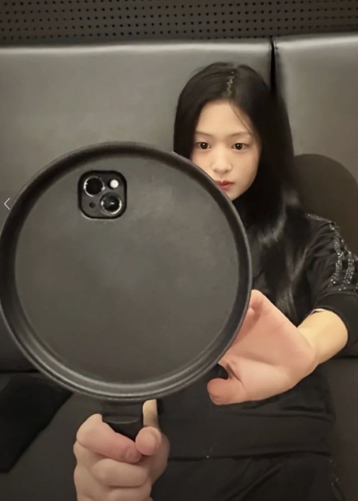 BABYMONSTER Ahyeon 身高 168 公分!全能型 ACE、中文天才、小 Jennie⋯10 件事快認識!