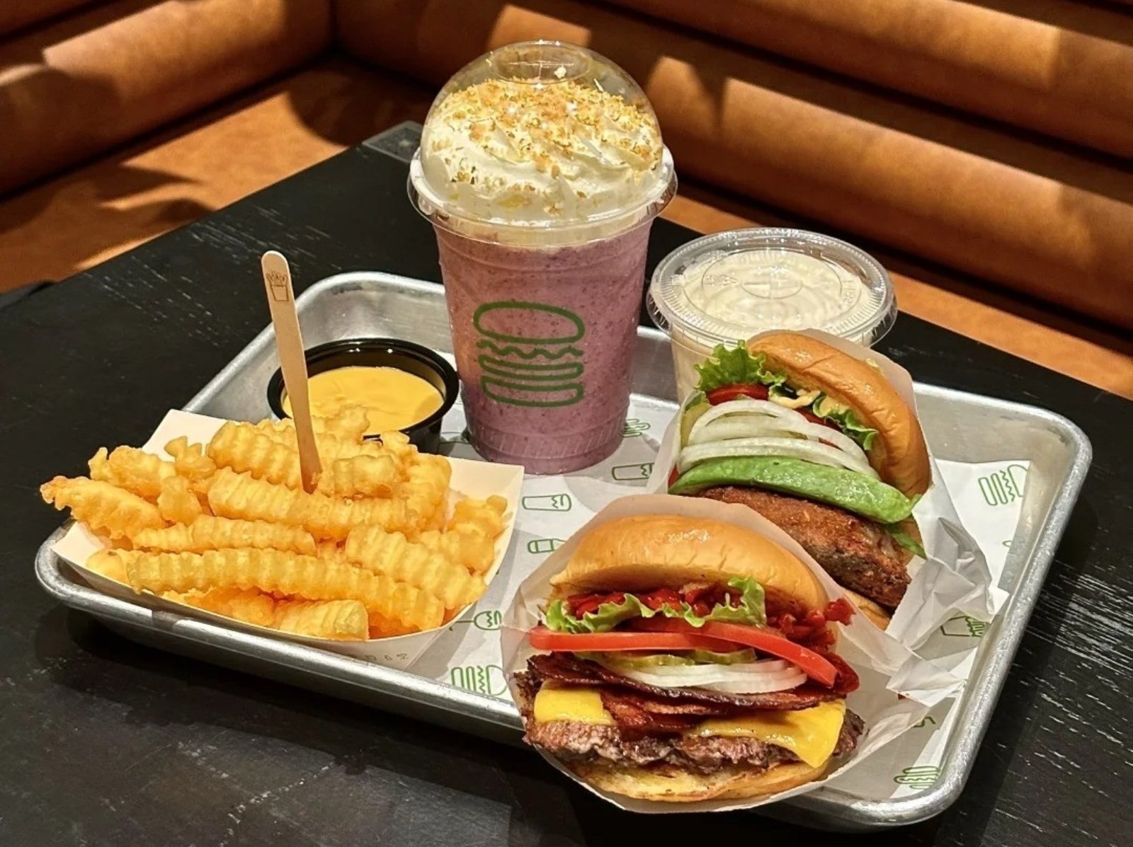 SHAKE SHACK 漢堡即將來台灣？網見註冊商標嗨喊：「唯一最愛！」