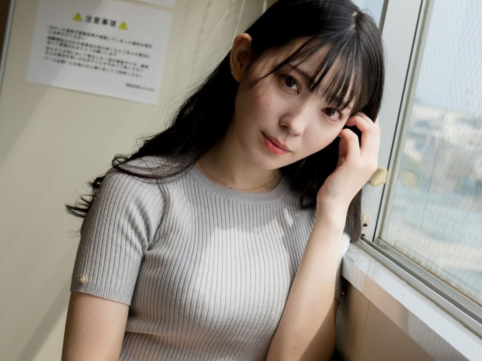 正妹補教名師「紫堂留衣」宣布 AV 出道，背景起底竟是童星出身！【老司J開車】