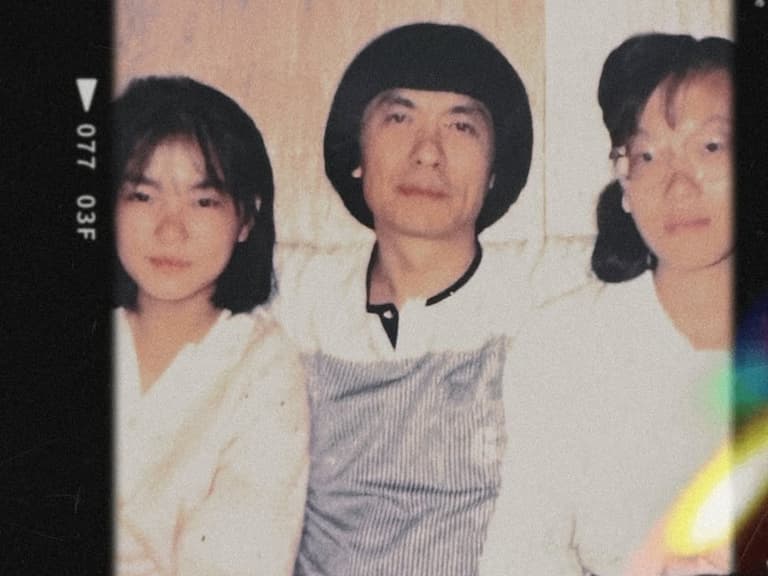 豬哥亮 AI 復活推新曲〈阿爸的話〉！謝金燕曬私照：「我們很想你！」