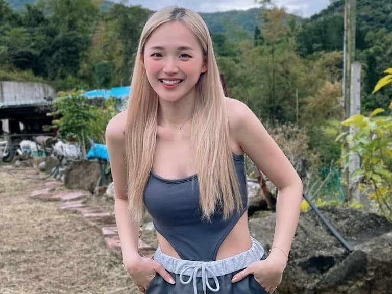 李芳泳裝猛曬炸裂曲線，啦啦隊女孩變身最辣「單身媽咪」！【野生抓正妹】