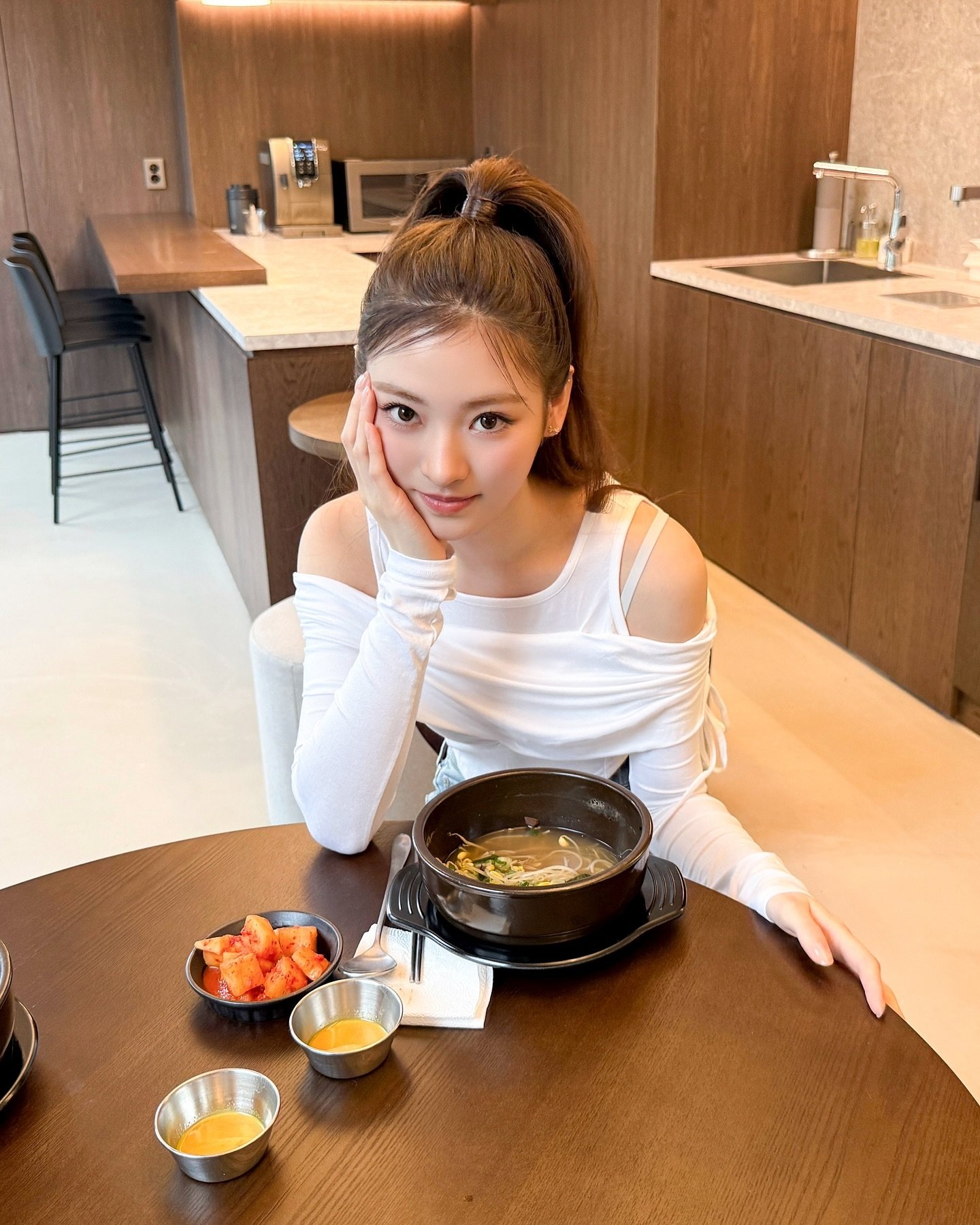MEOVV Anna