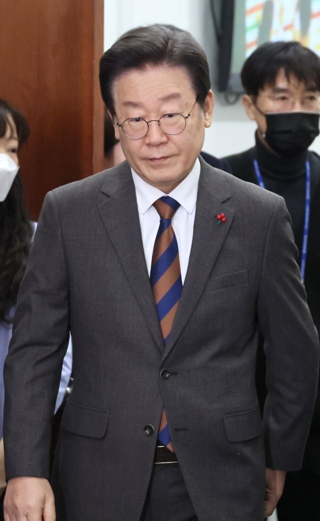 韓國總統候選人李在明兒子揚言：「想吃 Karina」引眾怒！