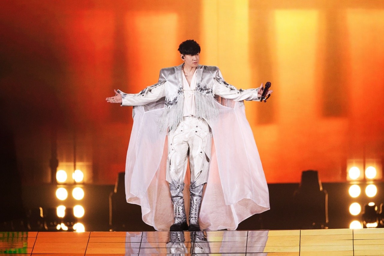 林俊傑 JJ 大巨蛋演唱會「嘉賓韋禮安」、金曲歌單、徒弟 Patti 蔡宥綺同台⋯回顧 5 大亮點!