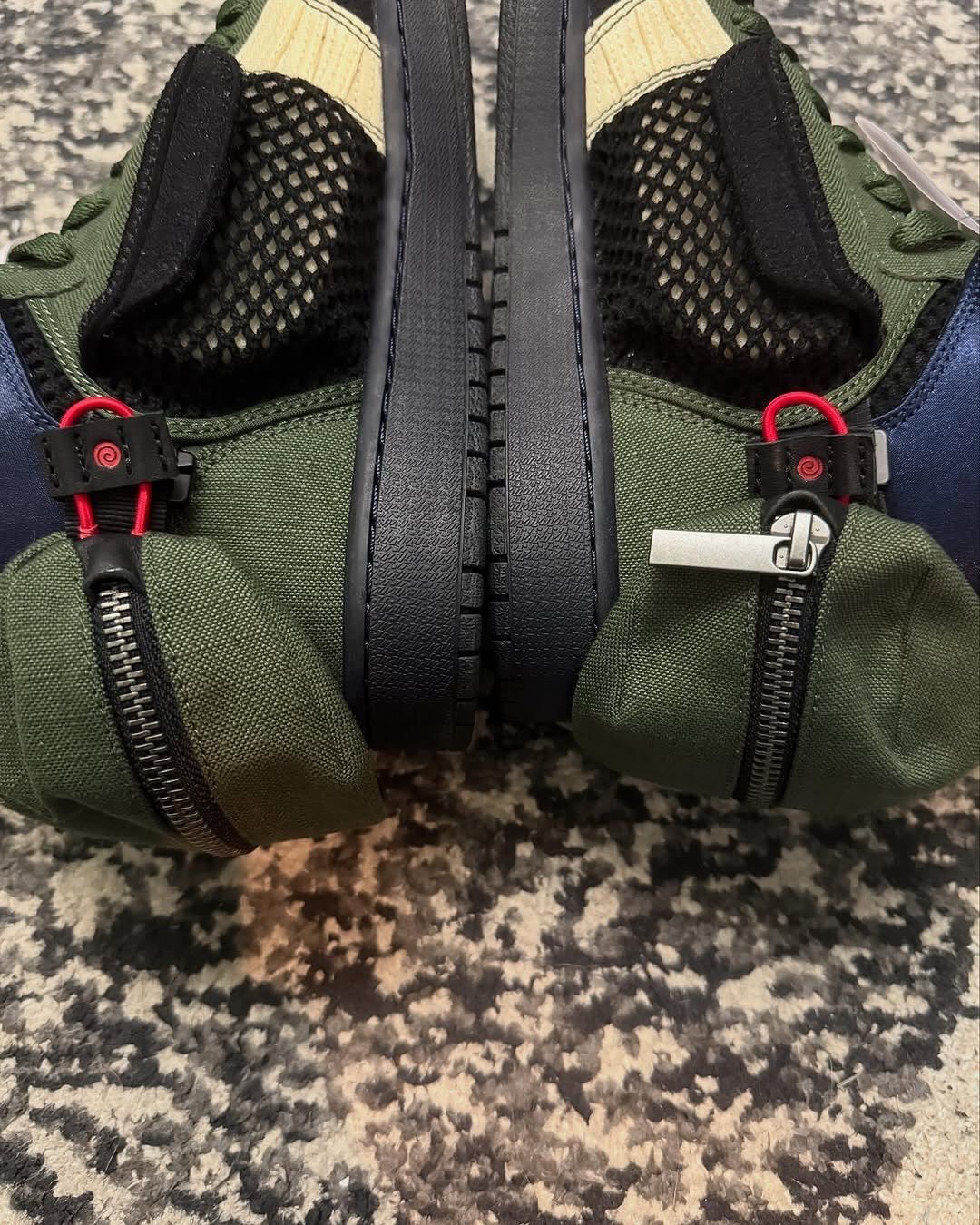 《火影忍者》x Air Jordan 1 真實樣品曝光!卡卡西配色市價飆破「 24 萬」台幣!