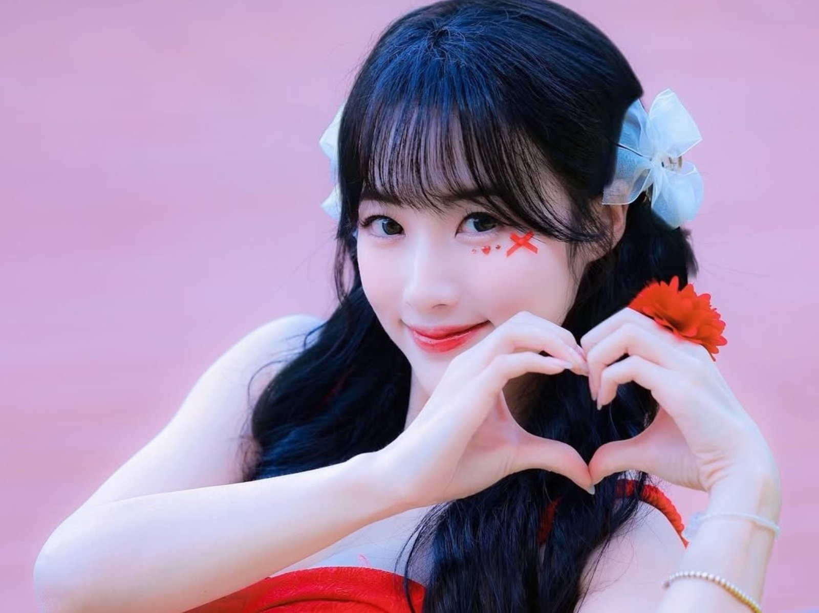 朴旻曙 Mingo 著連身泳裝放大招！俯瞰視角讓人不敢直視！【野生抓正妹】