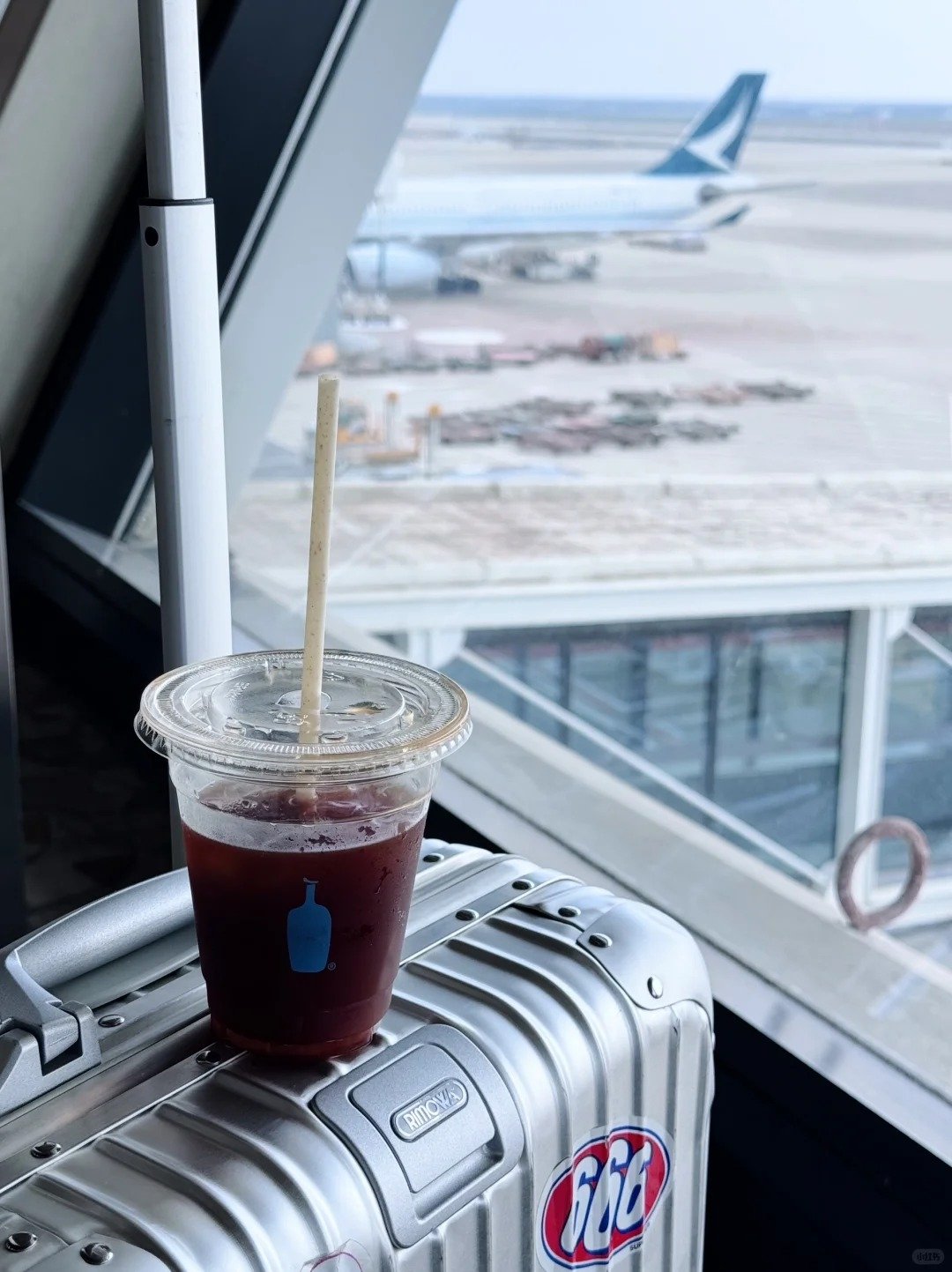 下飛機提早拿行李 5 大訣竅曝光!學起來以後機場出關直接省下一小時!