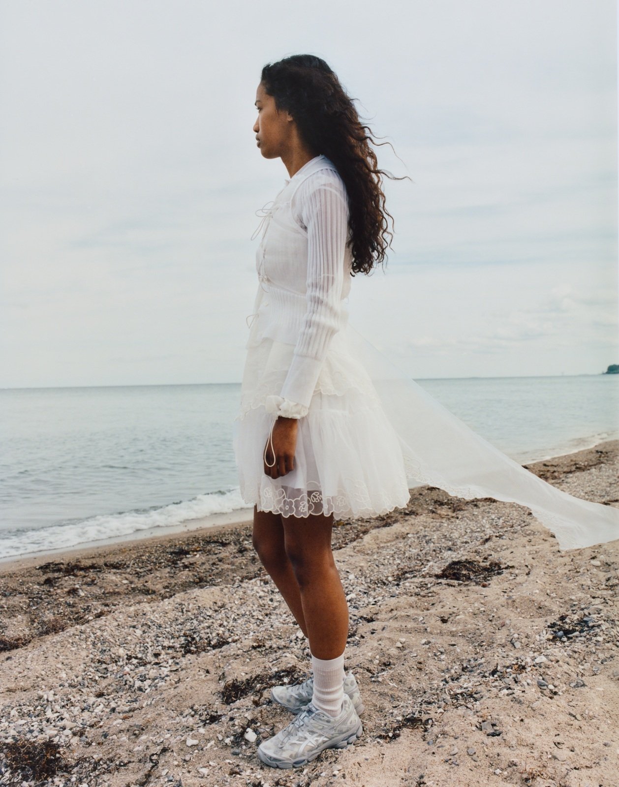 Cecilie Bahnsen x ASICS GEL-CUMULUS 16 全新聯名發售資訊一覽，花卉圖騰注入浪漫感滿分！