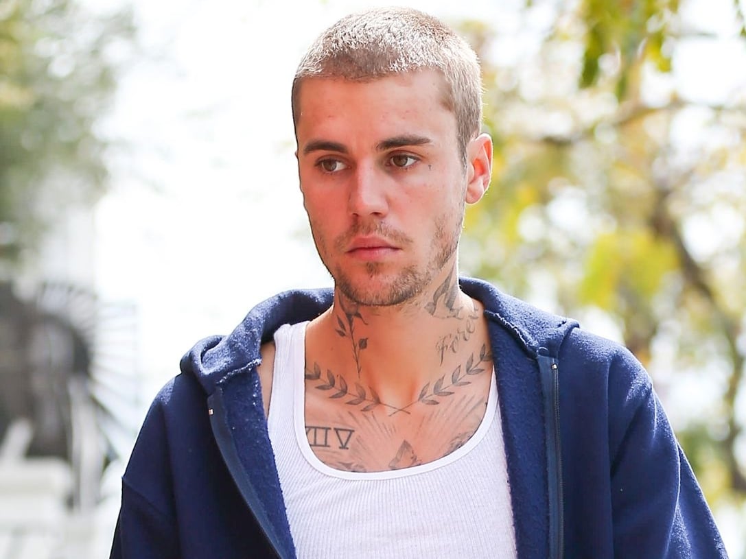小賈斯汀 Justin Bieber IG 曬情緒崩潰文！坦承深陷情緒低落：「我知道我壞掉了！」