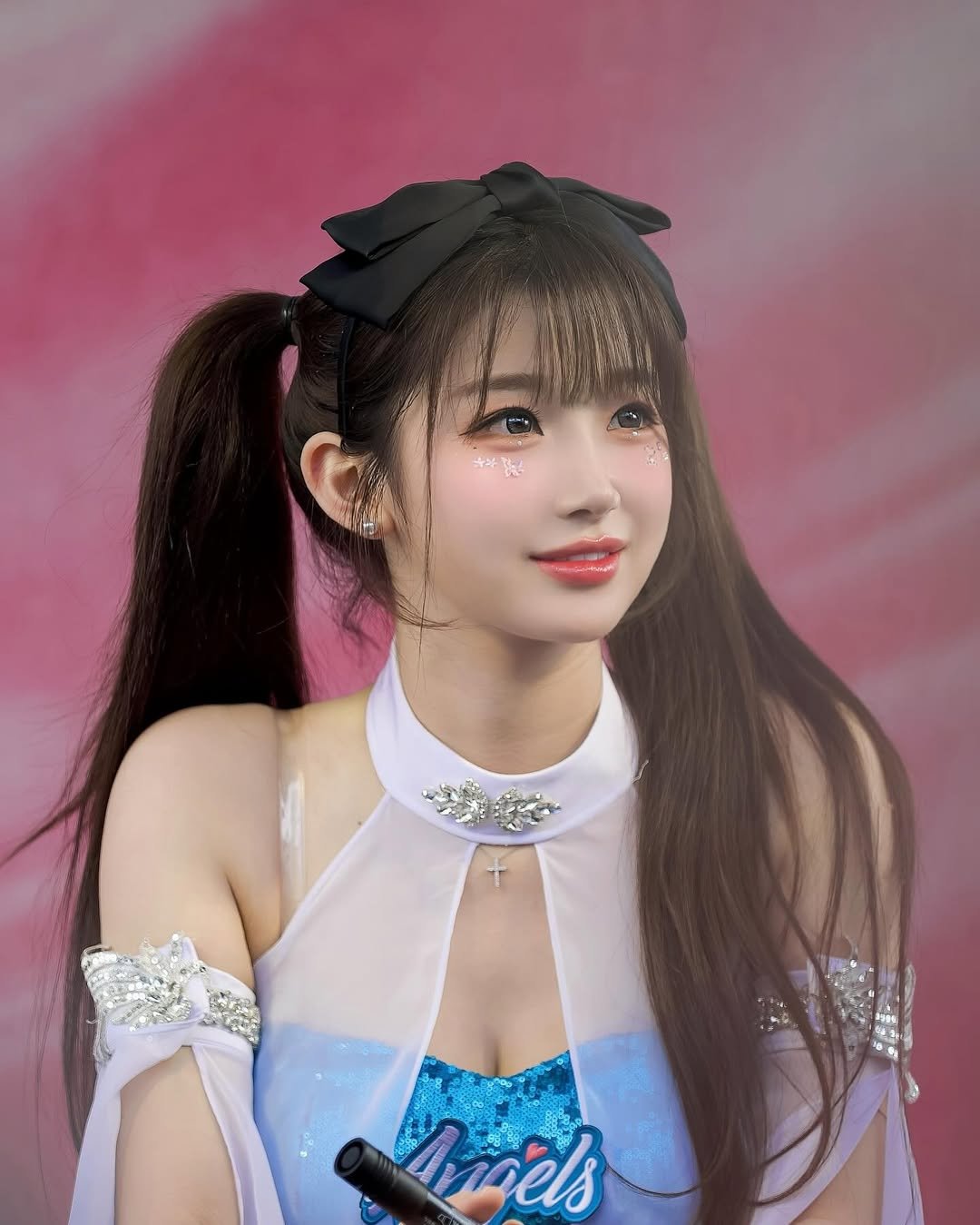 李珠珢應援落淚事件再延燒!背後刺青疑似消失引發關注!