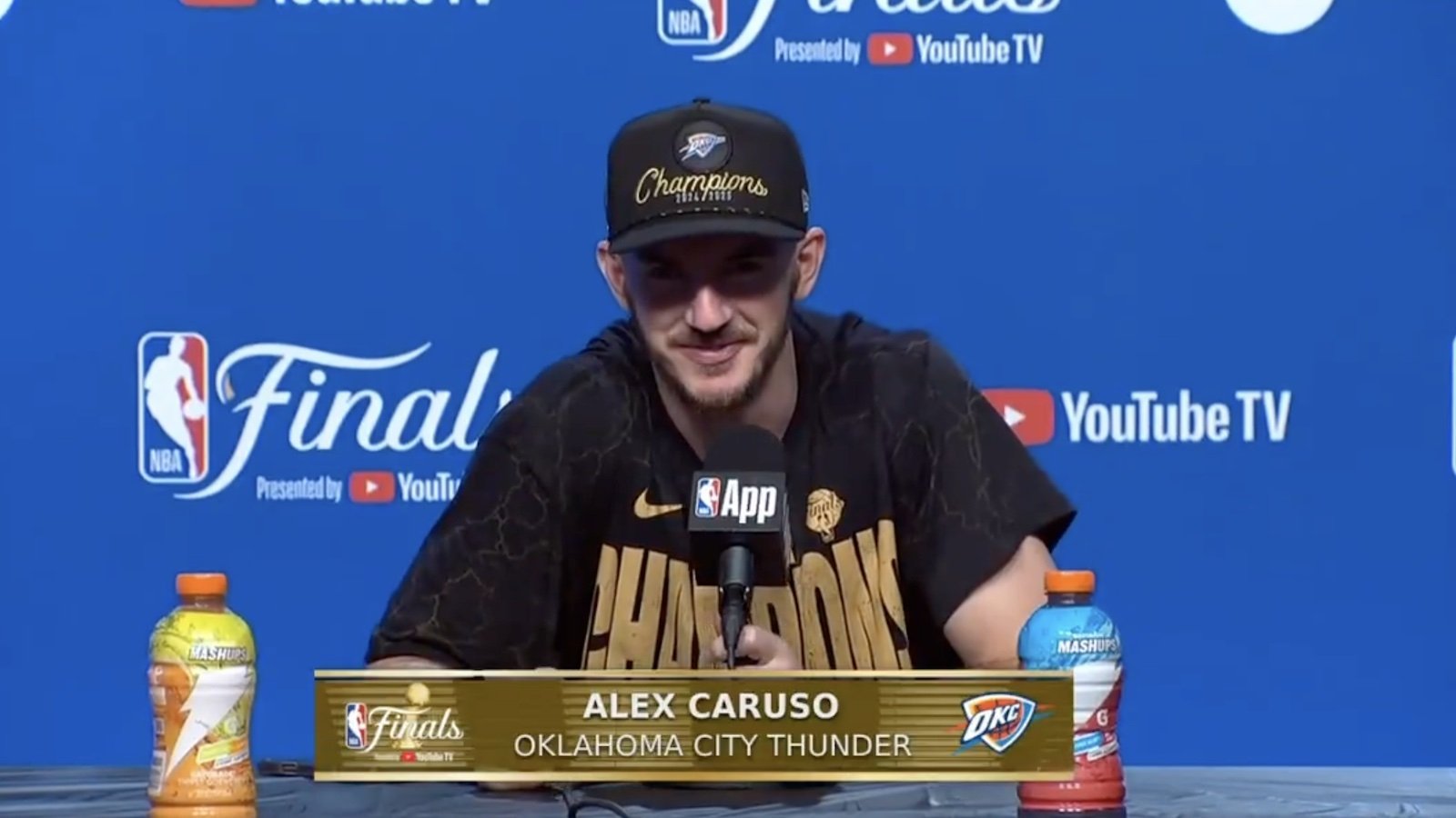 NBA／雷霆奪冠慶祝全員「不會開香檳」！大學長 Alex Caruso 只好親自示範教學！