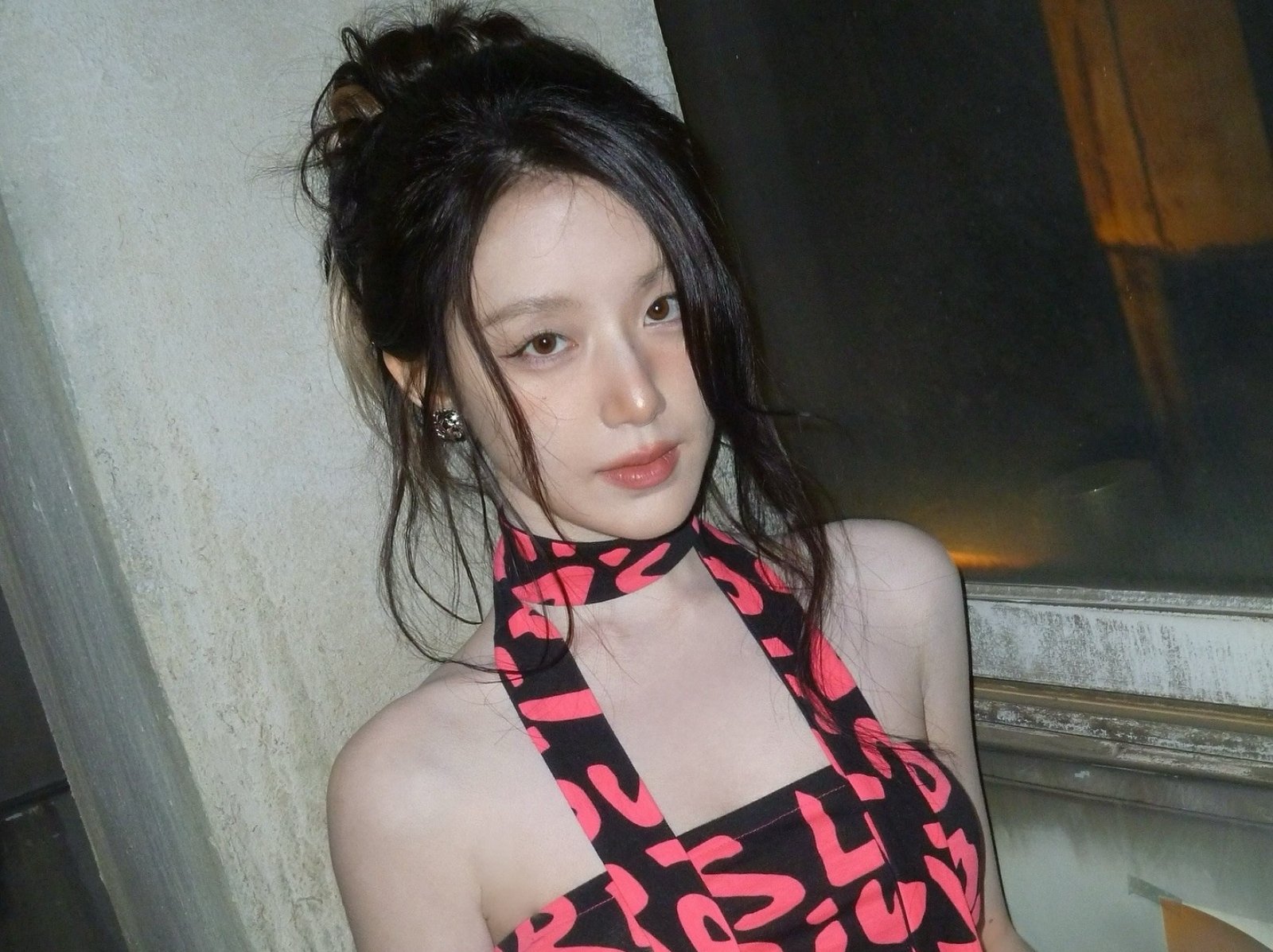 i-dle 舒華奪首爾歌謠大賞未發文致謝引關注！粉絲護航：「她是 I 人也不愛上網！」