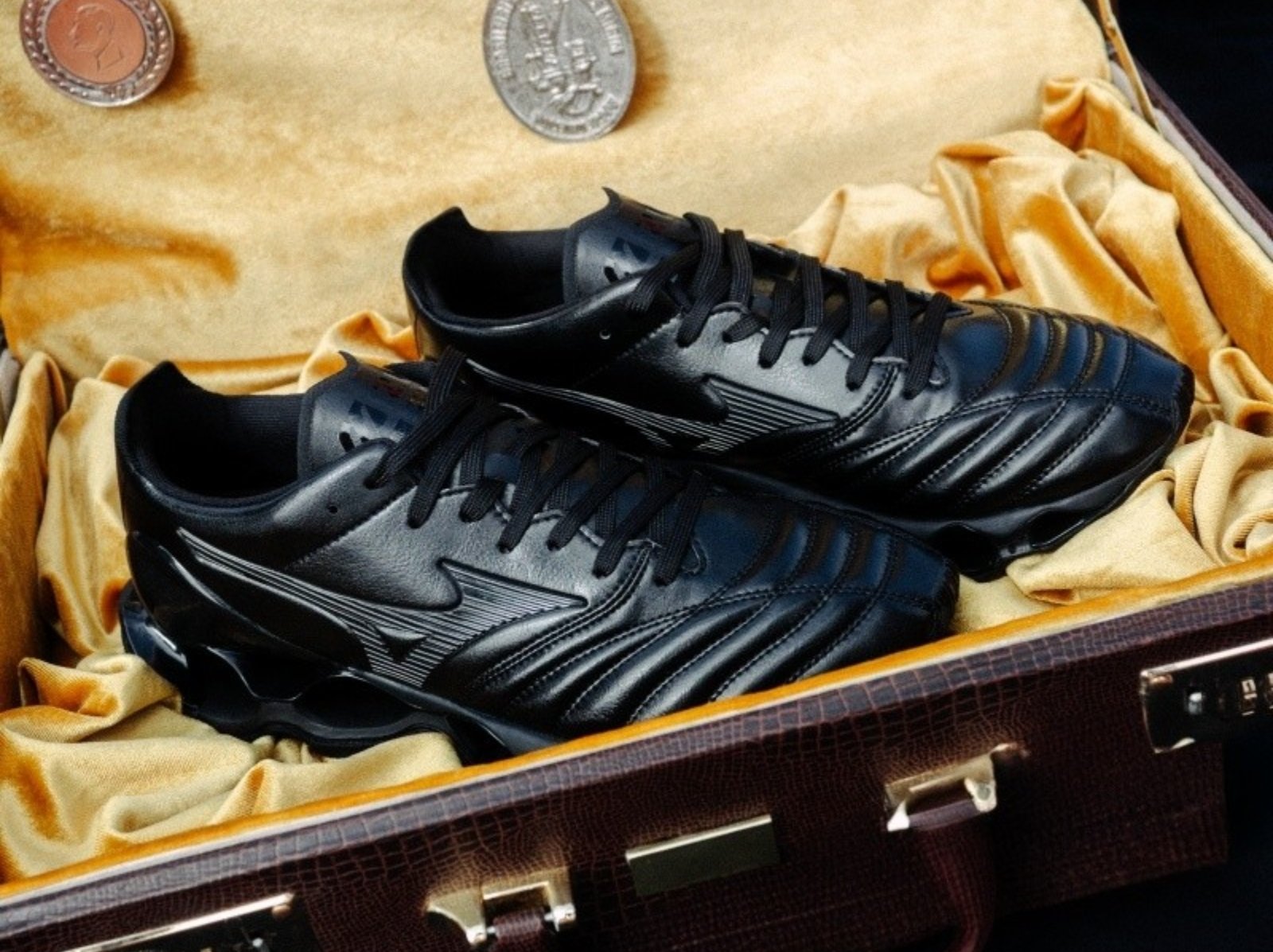 Mizuno Wave Prophecy Morelia Neo 台灣發售情報公開！足球鞋型＋空氣感大底燒到不行！