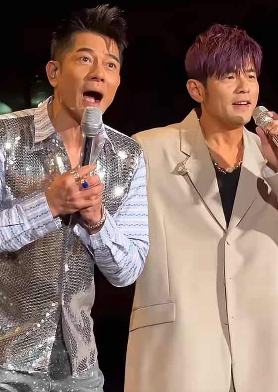 周杰倫演唱會邀郭富城當嘉賓!睽違 18 年合體引粉絲嗨翻:「回憶殺!」
