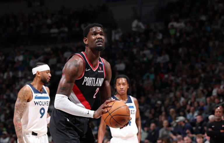 NBA／湖人簽下 Deandre Ayton 成功補強禁區！合約價碼曝光！
