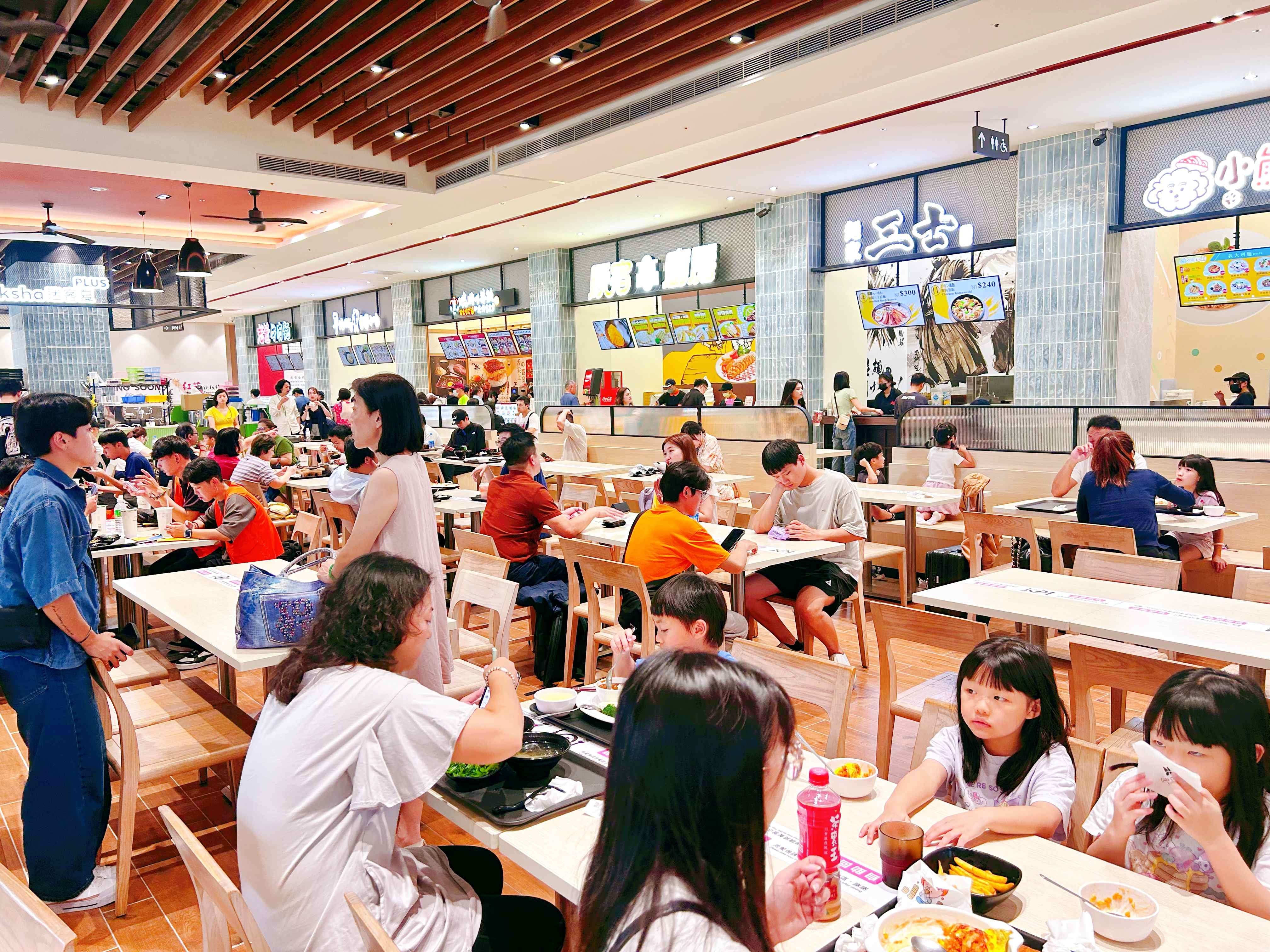 一秒出國爽飛夏威夷！華泰名品城「呼拉盛夏」超Chill開啟：美食18連發、草裙舞熱力開跳、Outlet新品牌狂炸登場！